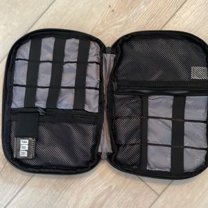 Travel Cable Organizer